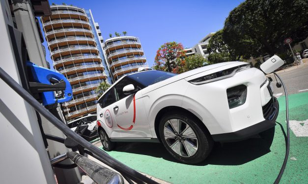 Monaco’s electric taxis take success into France
