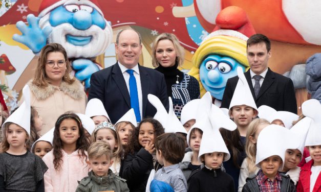 Prince and Princess host Monaco’s children for Xmas party