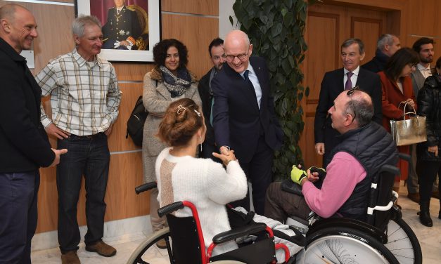 Monegasque Ski Federation given special tandem for disabled skiers