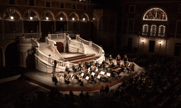 Orchester begeistert erneut im Fürstenpalast