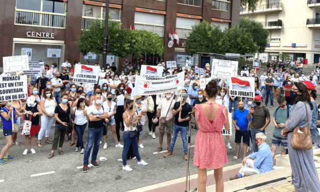 Hospital professionals voice opposition to Health Pass