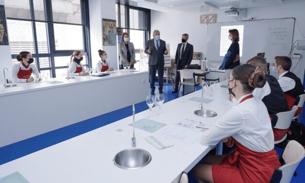 Minister of State visits Lycée Technique et Hôtelier de Monaco