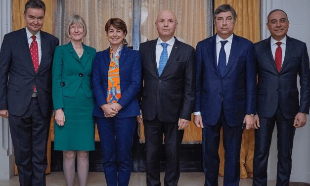 Ukraine’s new Ambassador presents credentials – receives support