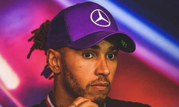 Hamilton says ‘older voices’ shouldn’t be heard following offensive Piquet comments