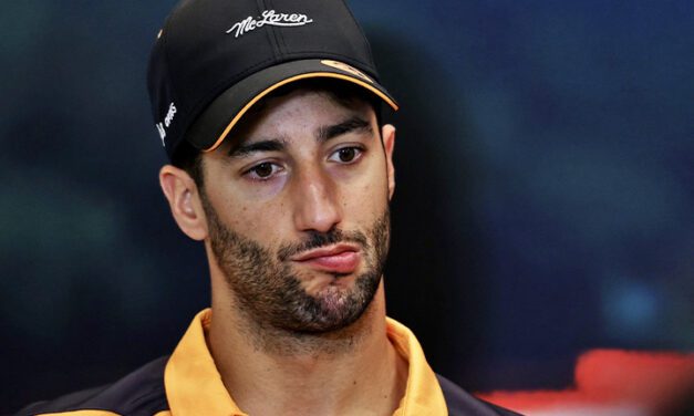 McLaren tell Ricciardo that Piastri will replace him in upcoming season