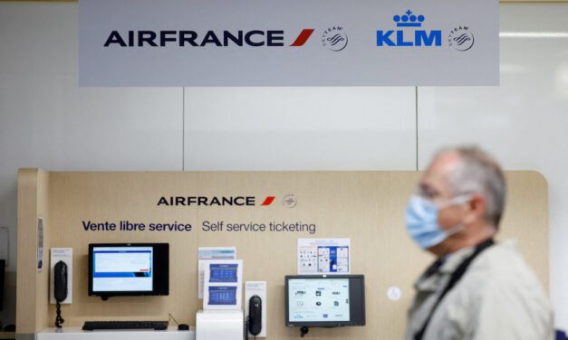 Air France-KLM shares sink as travel chaos darkens outlook