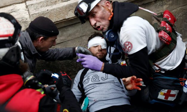 Violence on streets as French strike for higher wages