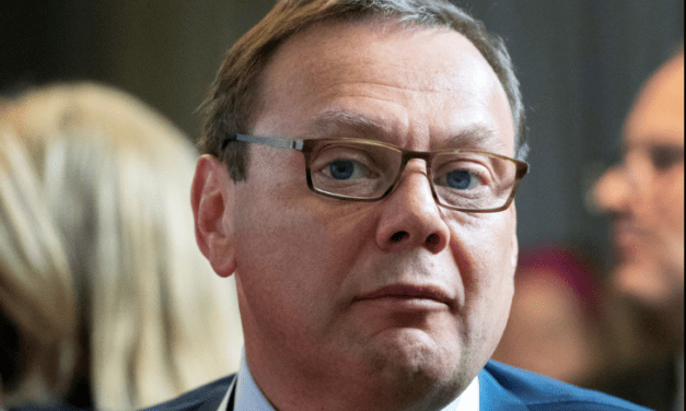 Top oligarch asks Monaco to unfreeze funds