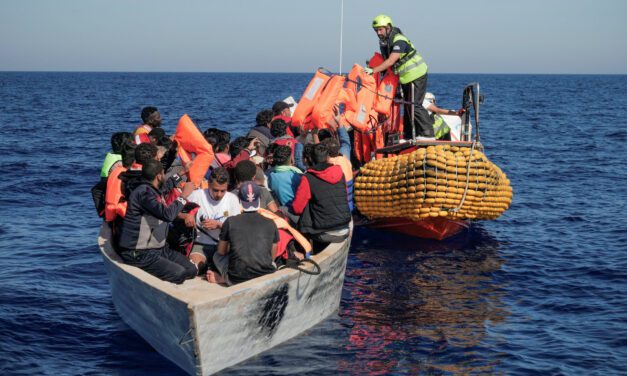 Migrant ship heads to France after being refused port by Italy