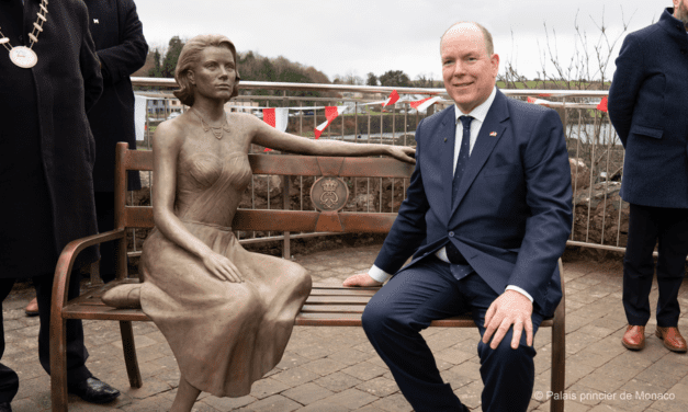 In Ireland, Prince Albert unveils statue of Princess Grace