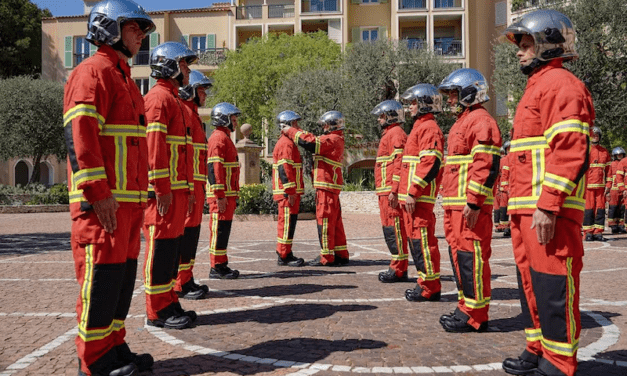 Ceremony of presentation of helmets to Fire Service recruits
