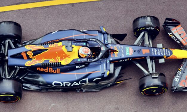 Verstappen marginally faster than Ferrari on Friday