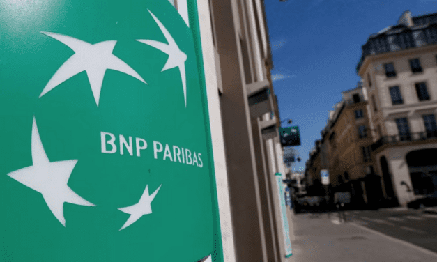 French authorities seek 2.5 billion euros from banks in tax fraud case