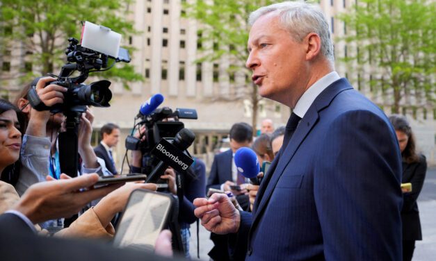 French minister defends writing very steamy novel