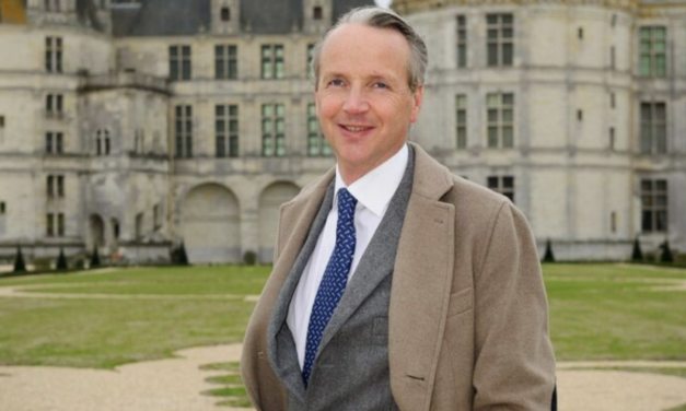 New French Ambassador takes office