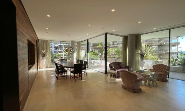 SALE : LA PETITE AFRIQUE – 465 SQM – €42M