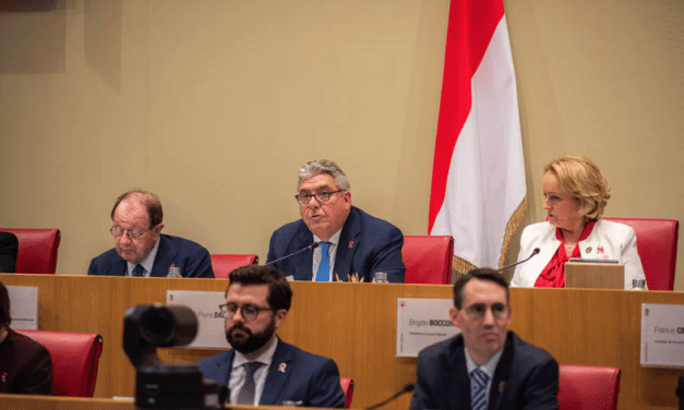 Sniping continues between Government and National Council