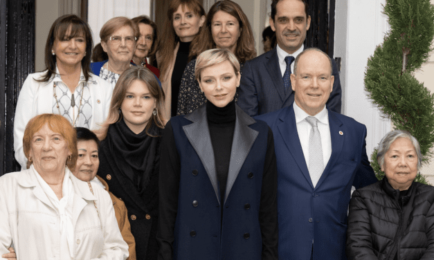 Prince and Princess distribute Red Cross gifts