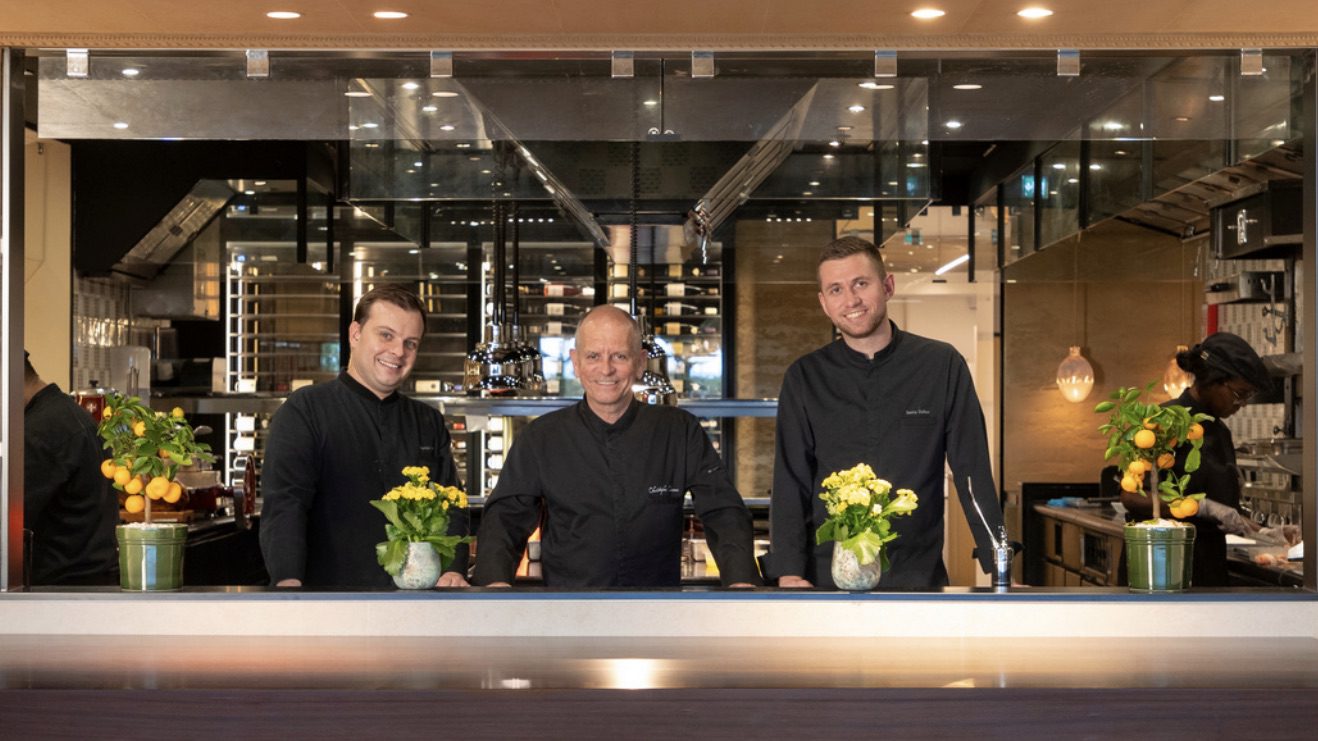h-tel-m-tropole-restaurant-wins-second-michelin-star-news-mc-monaco