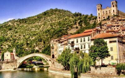 Symbolic march connects Dolceaqua and Monaco