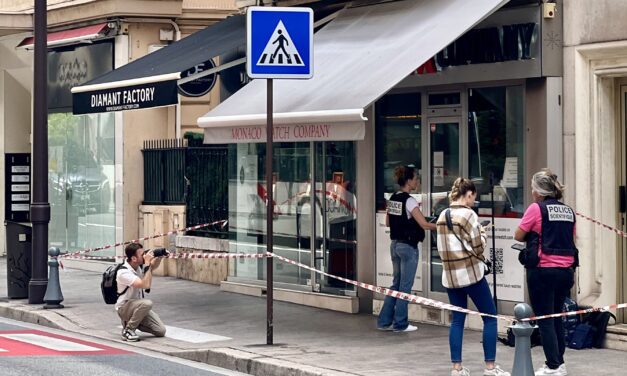Two individuals remain at large after armed robbery of luxury watch store in Monaco