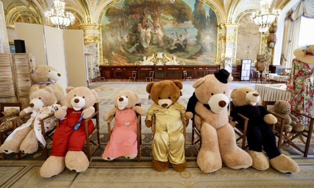 Prince’s bear takes teddy bear auction up to 40,000 euros for Monaco charity