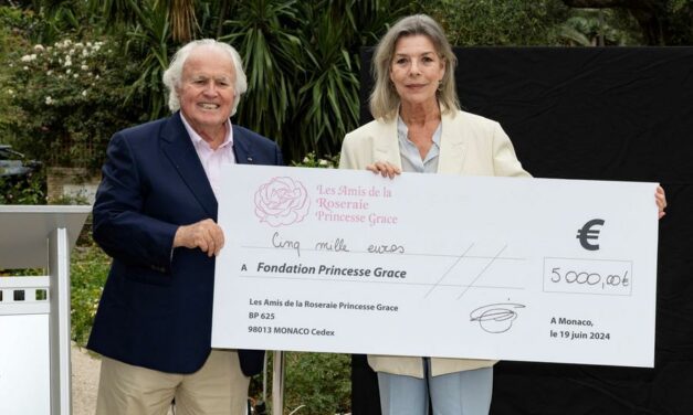 Day of celebration closes seventh International Rose Competition