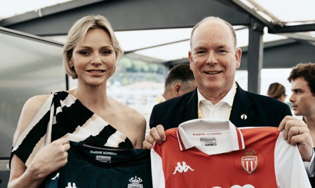 Princely couple pose with latest AS Monaco jerseys