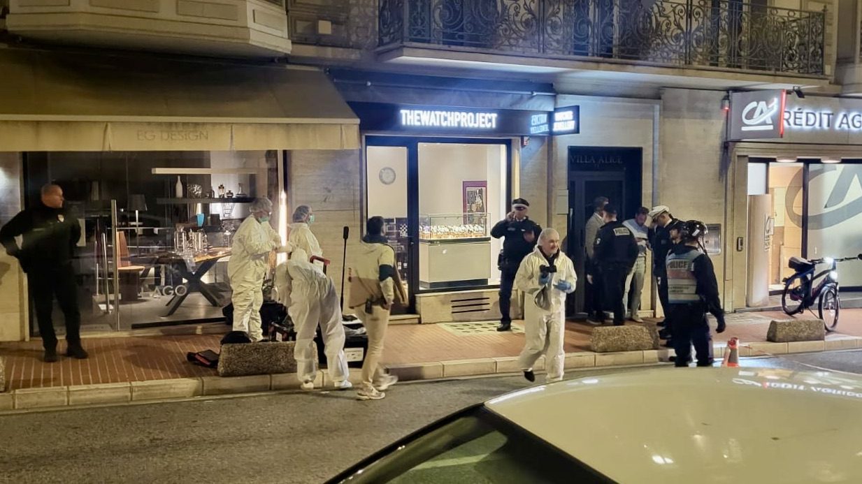 Monaco police recover stolen watches after armed robbery at jewellery ...