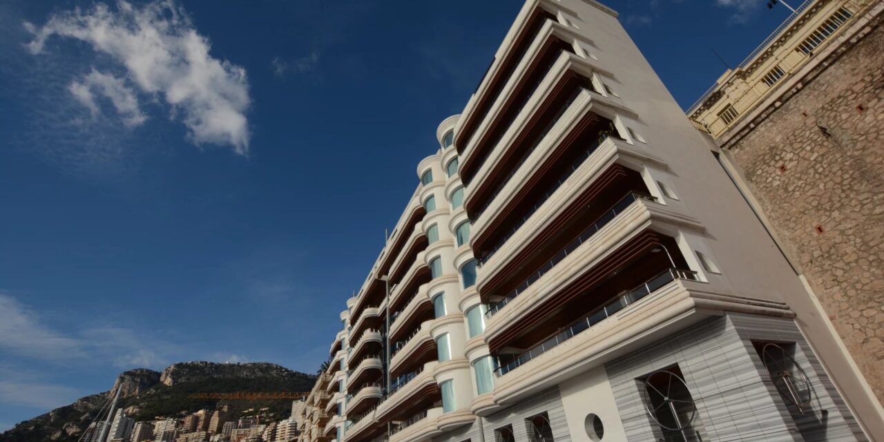 RENT: QUAI KENNEDY Duplex Penthouse – 424 SQM – €78K / MONTH