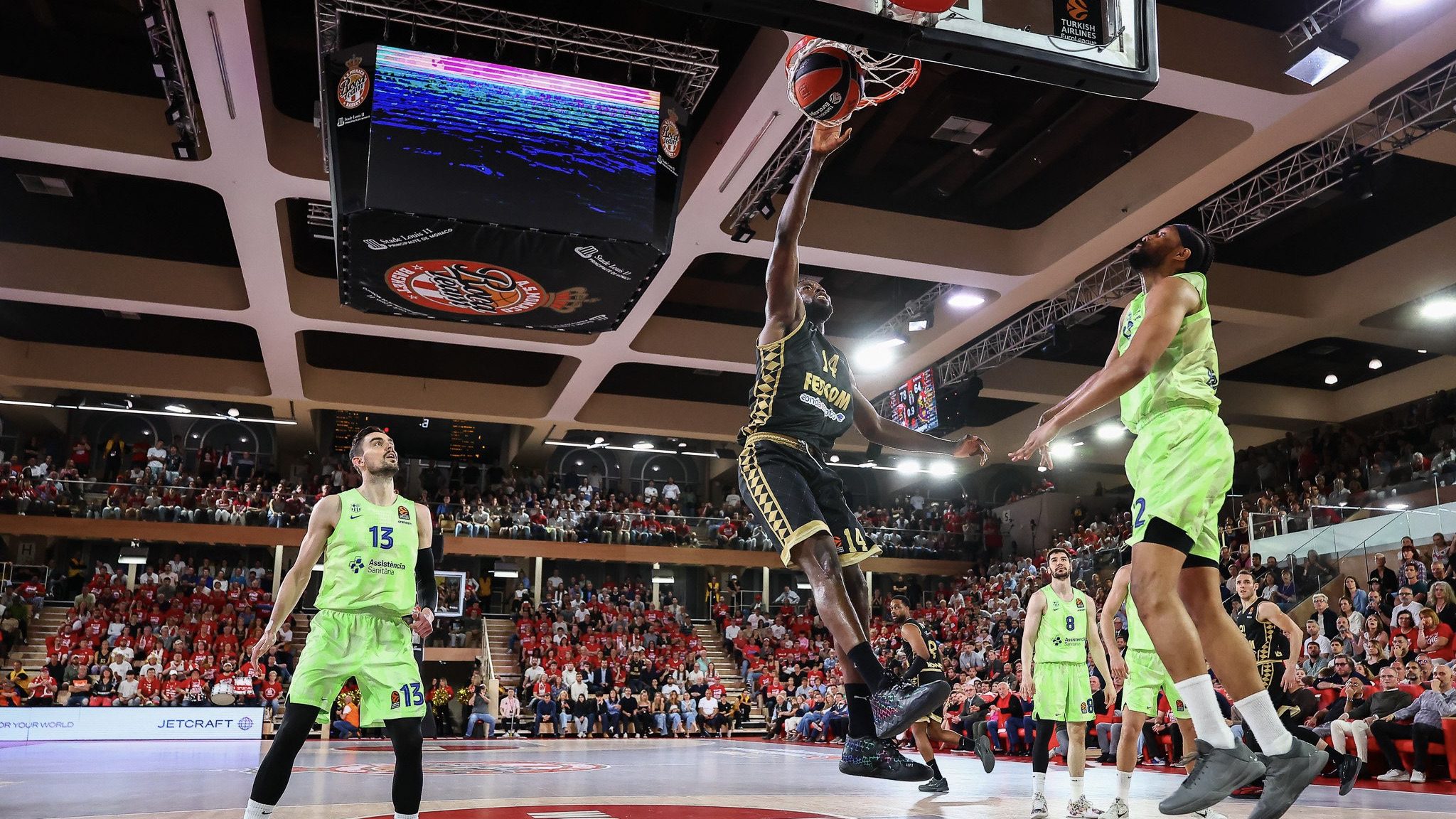 Roca Team dominate Barcelona again to move within touching distance of ...