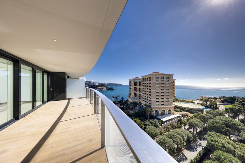 Sale – Bayhouse – 269 sqm – €25m