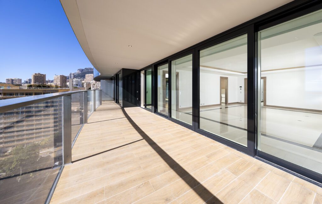 Sale – Bayhouse – 269 sqm – €25m