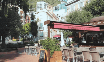 CREM says goodbye to July on Place d’Armes