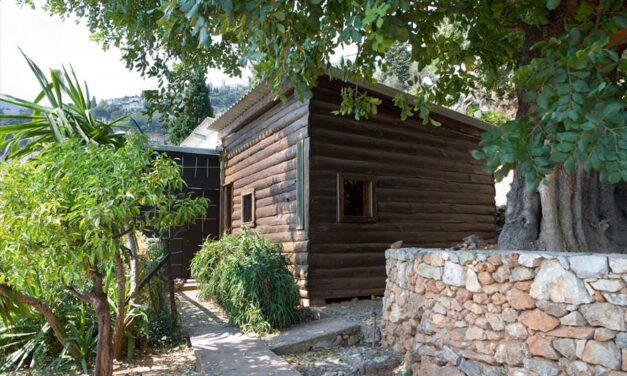Prince Albert II inaugurates tribute to Le Corbusier at Cap-Martin