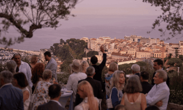 CREM initiates novel setting for cocktail reception