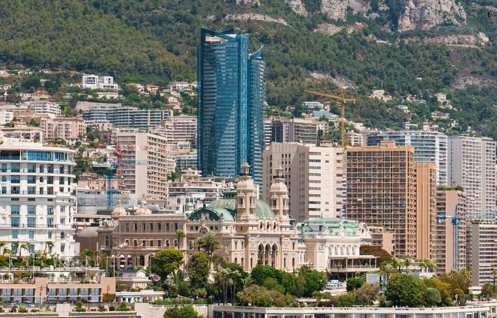 Christmas on alert as evacuation plans loom near Lycée Albert 1er school