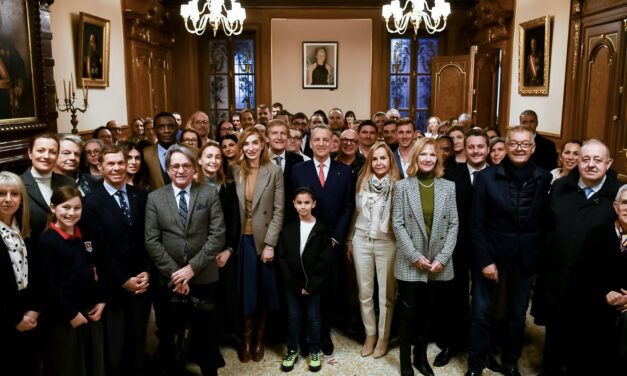 Monaco Town Hall honours new Monegasque citizens