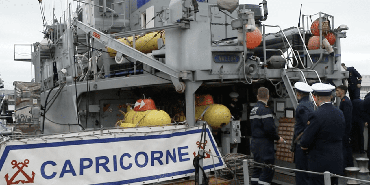 Capricorne minehunter makes symbolic stopover in Monaco