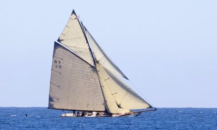 Tuiga receives new mast as Monaco’s historic yacht undergoes major refit