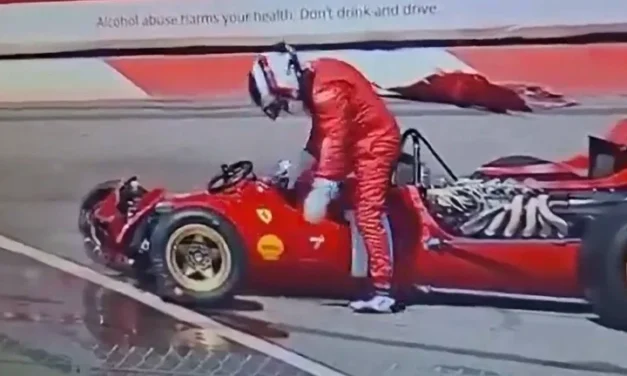 Jean Alesi crashes classic Ferrari during Monaco Historic Grand Prix Practice