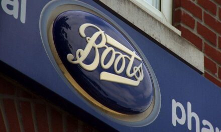 Boots sale talks hit setback as bidder withdraws
