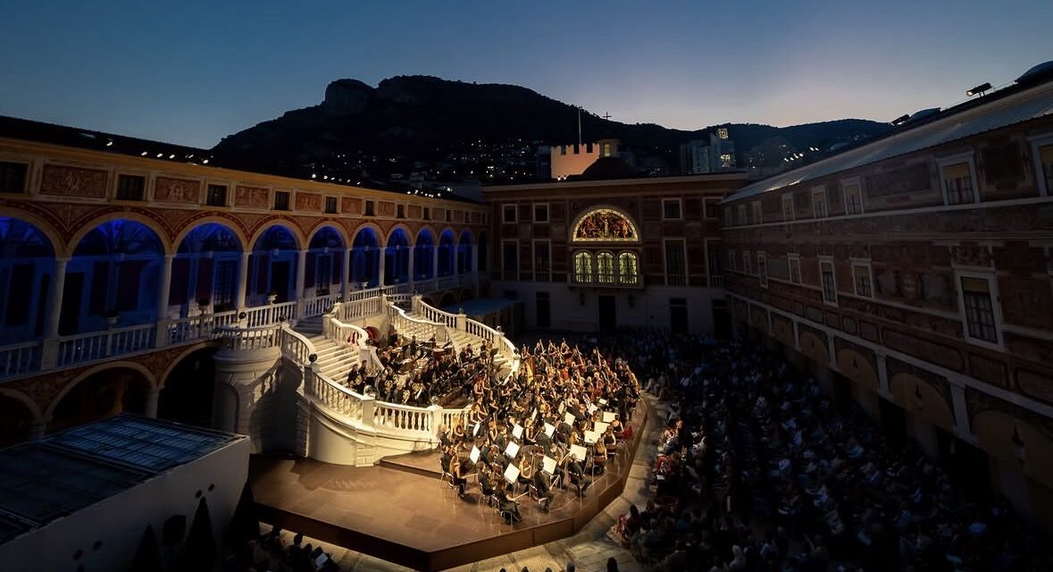 Philippe Jordan opens Palace concert season in style
