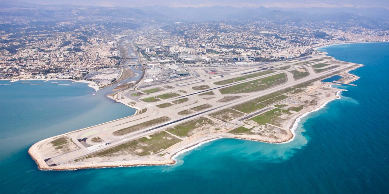 Nice Airport urges travellers to plan ahead