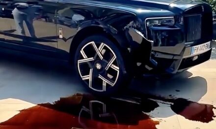 Rolls-Royce Cullinan left damaged after bollard collision in Casino Square