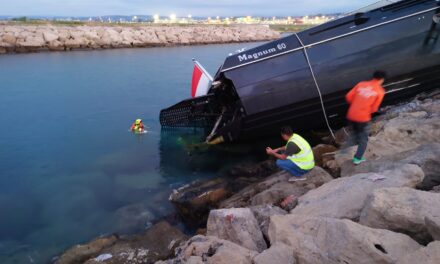 Monegasque Magnum 60 recovered after Nice grounding