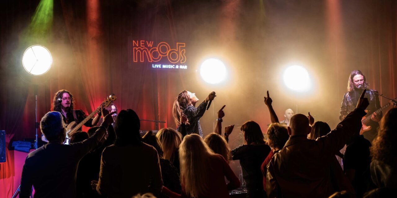New Moods returns to Place du Casino for third season with rock, pop and chanson tribute lineup