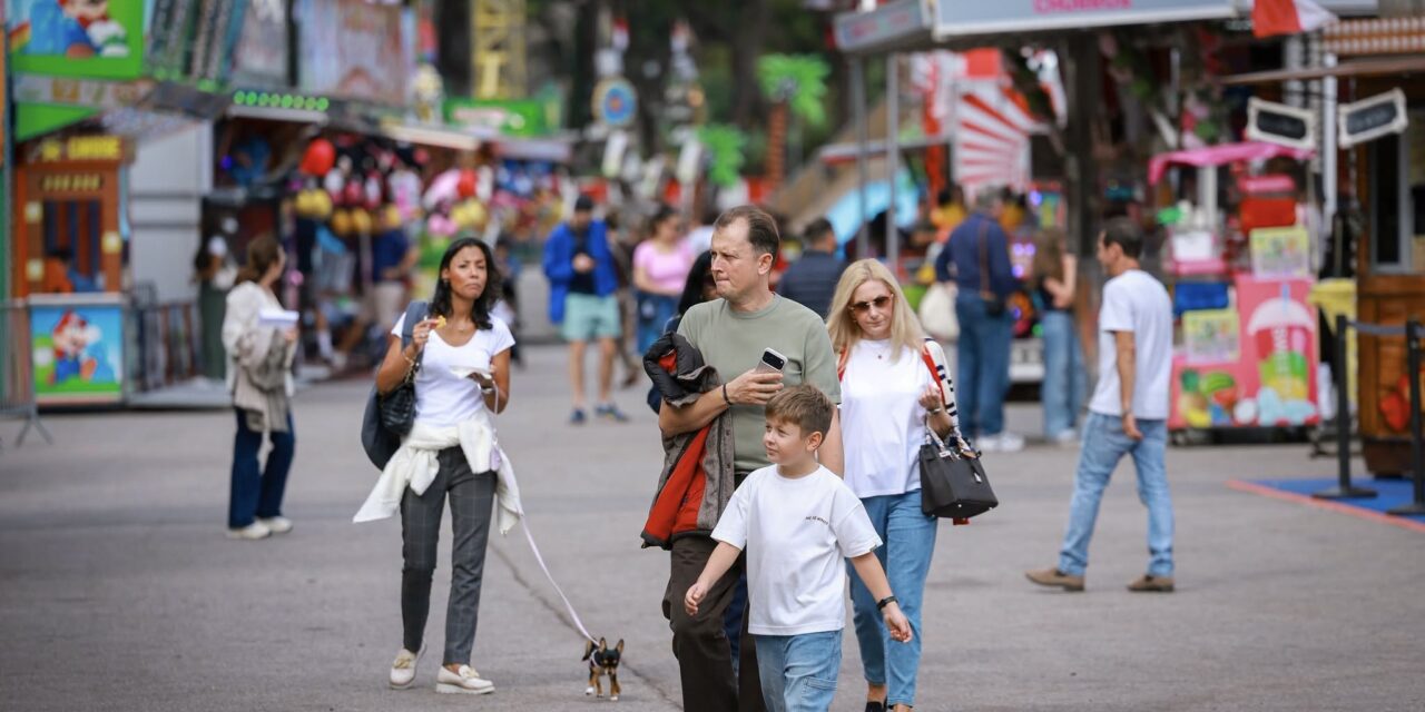 Monaco fair opens at Port Hercule for five weeks of Autumn entertainment